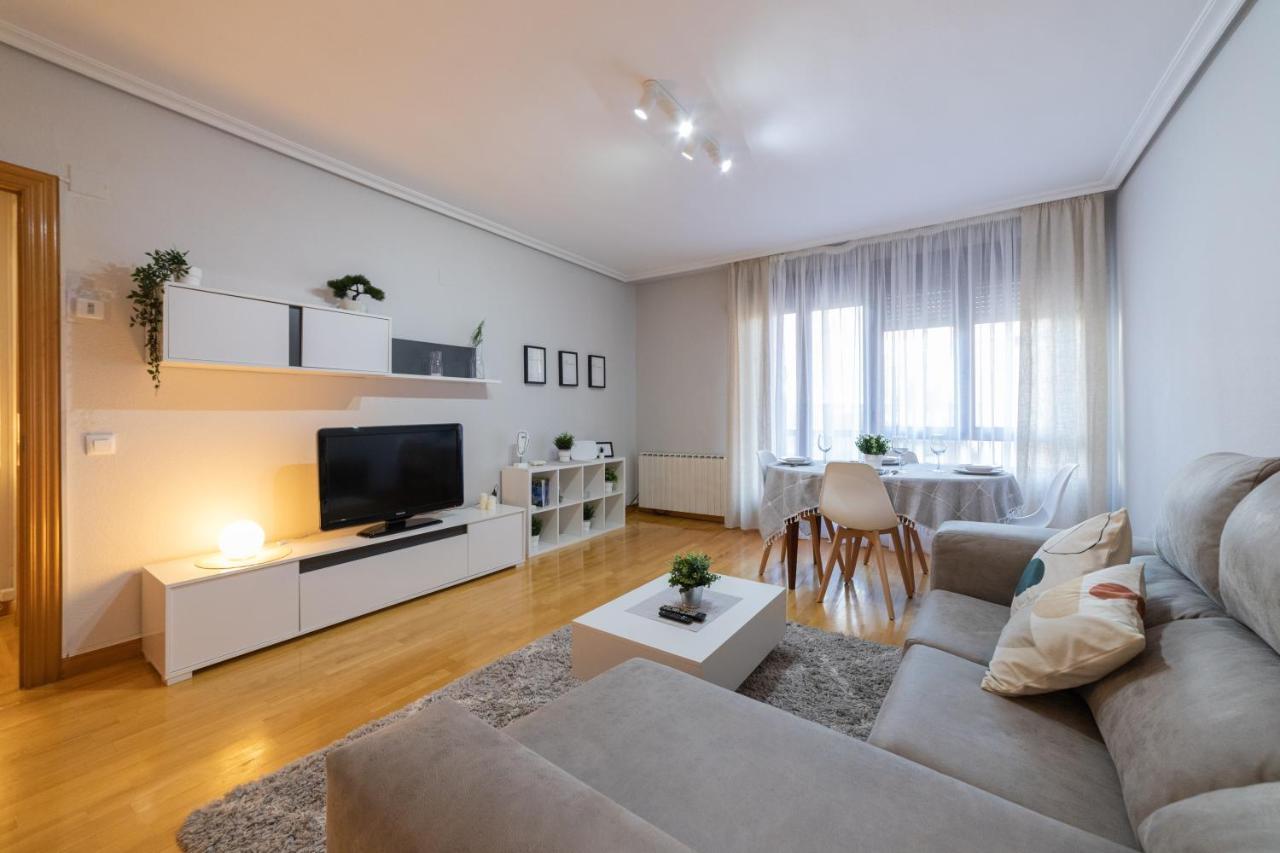 Apartamento Albelda Centro Albelda de Iregua Kültér fotó