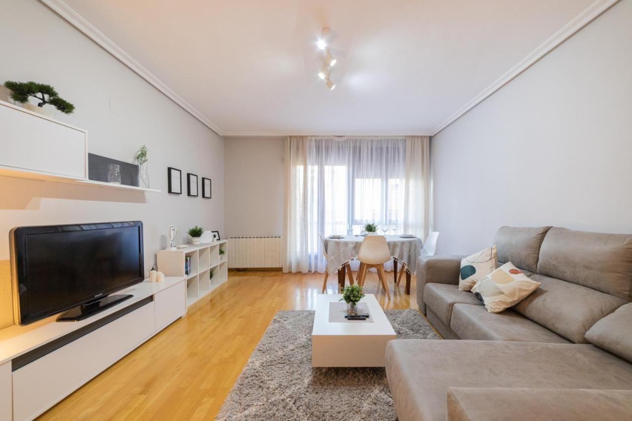 Apartamento Albelda Centro Albelda de Iregua Kültér fotó