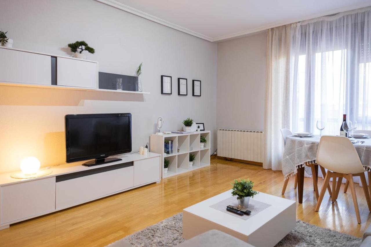 Apartamento Albelda Centro Albelda de Iregua Kültér fotó